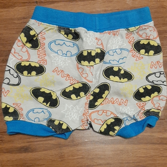 💜4/$20💜 Batman Pajamas - Picture 2 of 3